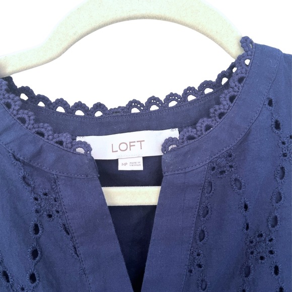 LOFT Eyelet Dress Medium Petite Navy Long Sleeve Feminine Twee Wedding Cruise - Picture 2 of 9